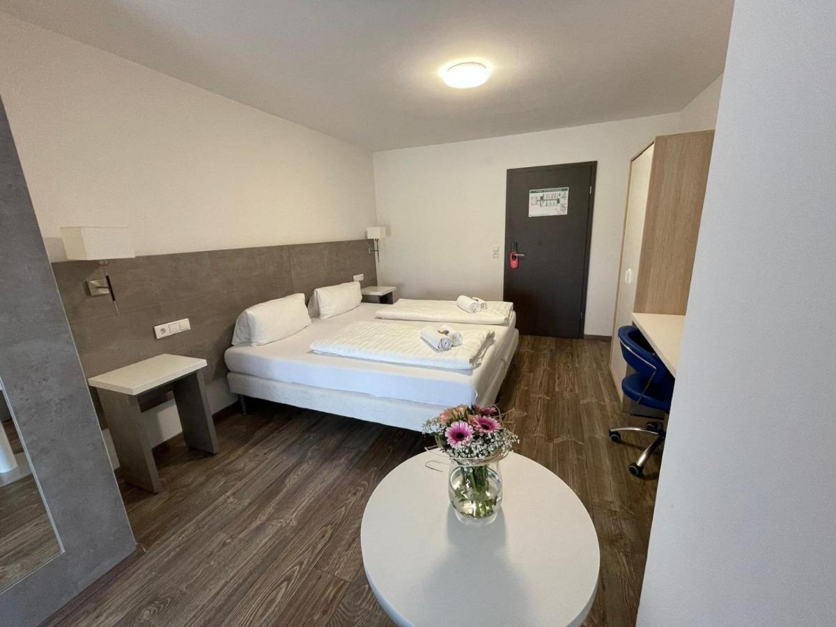 Hotel Wiesental Naehe Friedrichshafen Meckenbeuren Eksteriør bilde