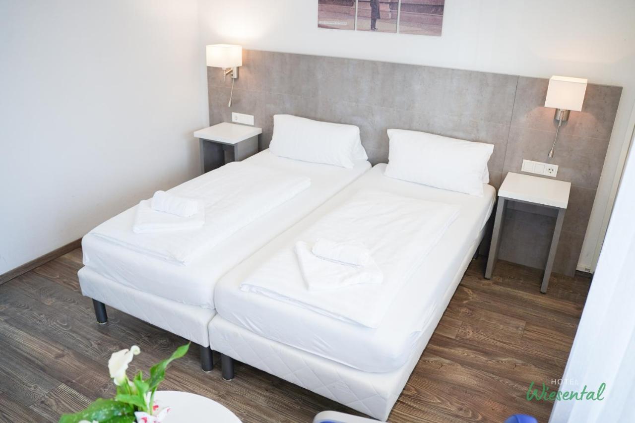 Hotel Wiesental Naehe Friedrichshafen Meckenbeuren Eksteriør bilde